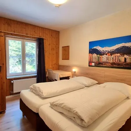 Inn Rose